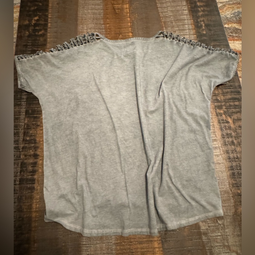 Harley Davidson Motorcycle T-shirt Women’s Size S Braided Shoulders Pale Blue - Picture 5 of 5